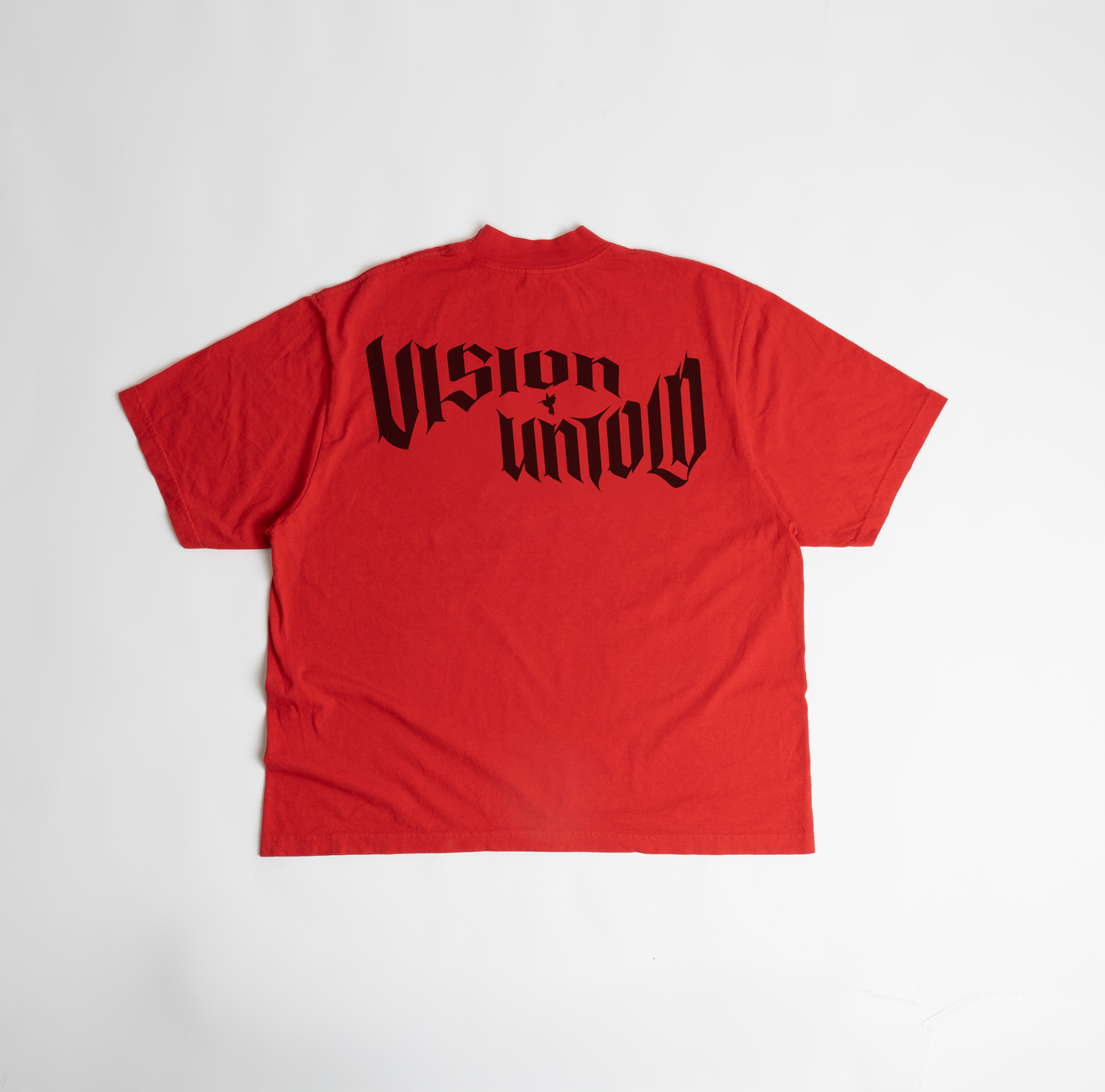 VU - RED TEE