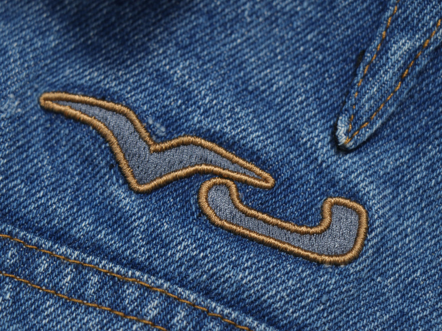 PURSUIT JACKET